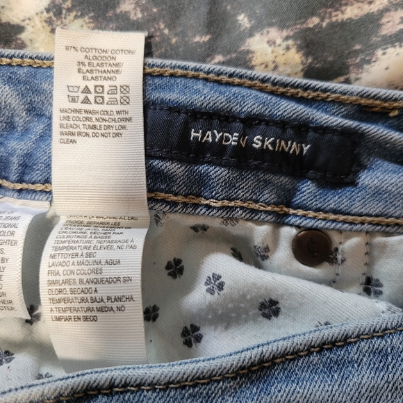 Lucky Brand Hayden jeans - Picture 3 of 6